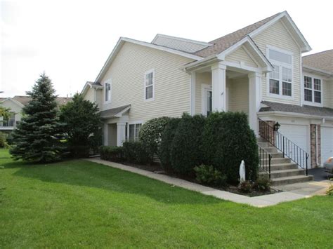 Elk Grove Village IL Condos & Apartments For Sale